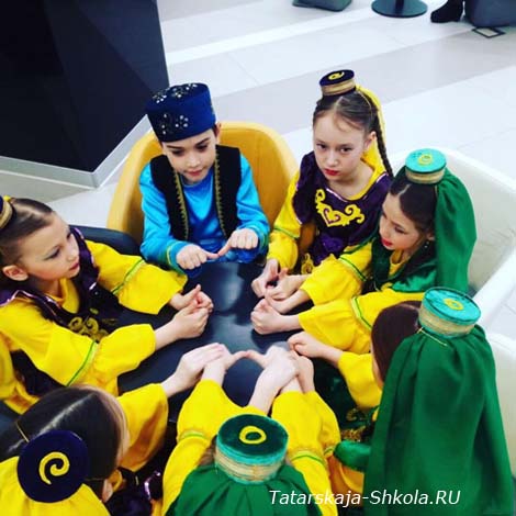 Татарская школа на международном конкурсе «Казанские узоры»