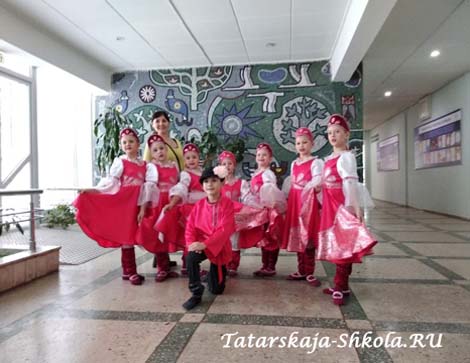Ансамбль танца «Ляйсан» «Татарской воскресной школы №2» Кировского района города Уфы 