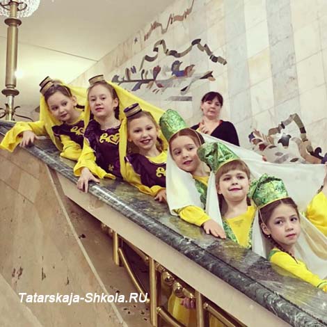 Татарская школа в театре Нур